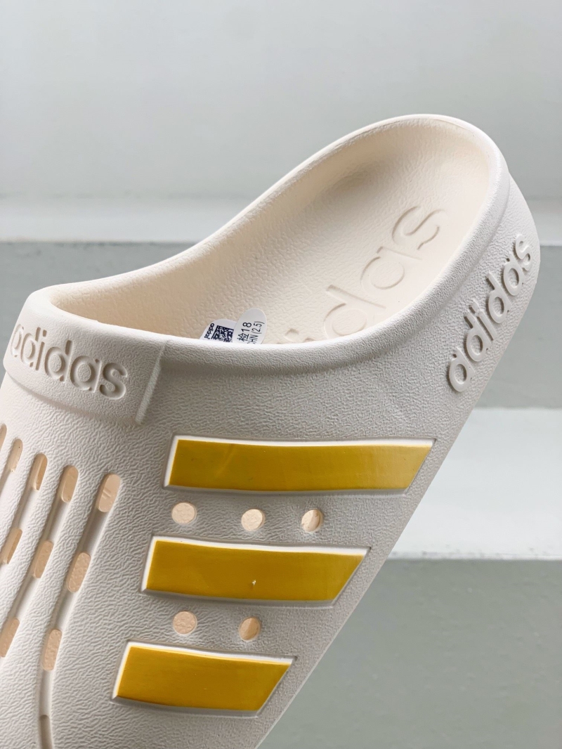 Adidas slippers